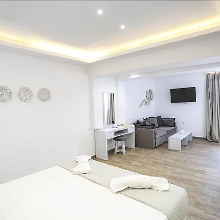 Tropicana , & Mykonos パラダイスビーチ