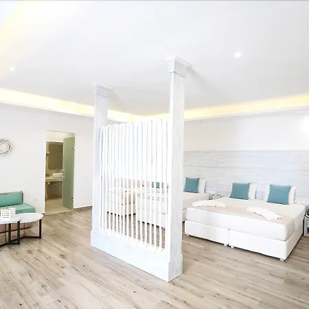 Tropicana Suites&villas Mykonos 5*