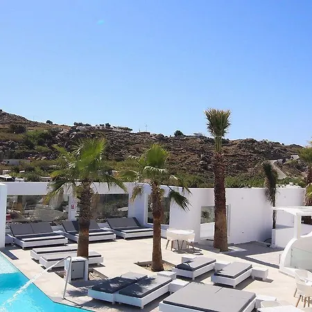 Tropicana & Mykonos