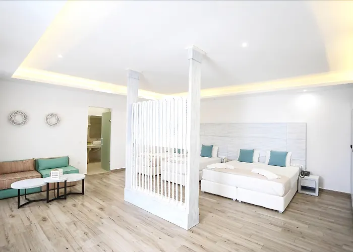 Tropicana , & Mykonos 4*