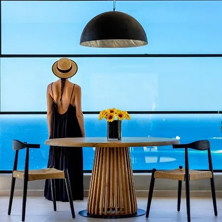 מלון Tropicana , & Mykonos 4*