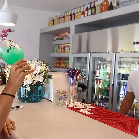 Tropicana , & Mykonos מלון פרדייז ביץ'