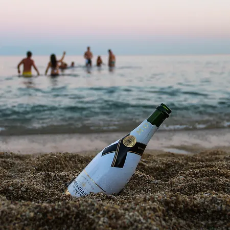 Tropicana , & Mykonos מלון 4*