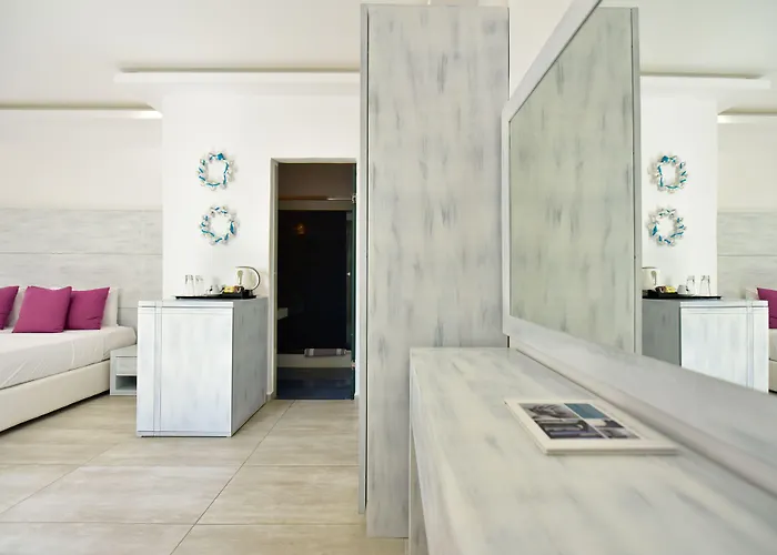 Tropicana , & Mykonos 4* Paradise Beach (Mykonos)