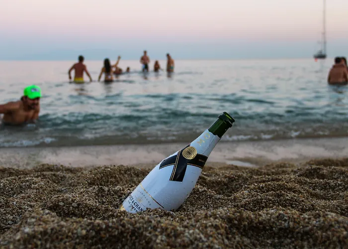 Tropicana , & Mykonos Hotell 4*